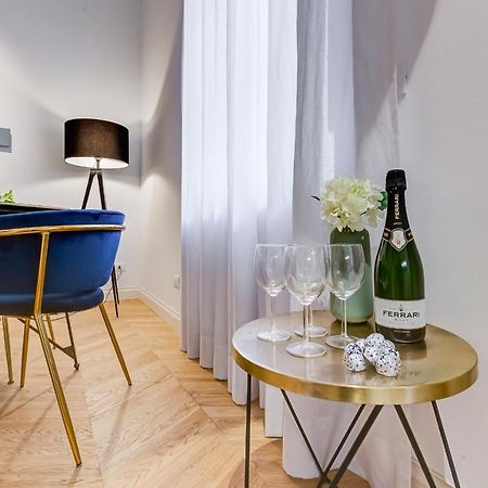 The Heart Of Rome Luxury House Apartment Екстериор снимка